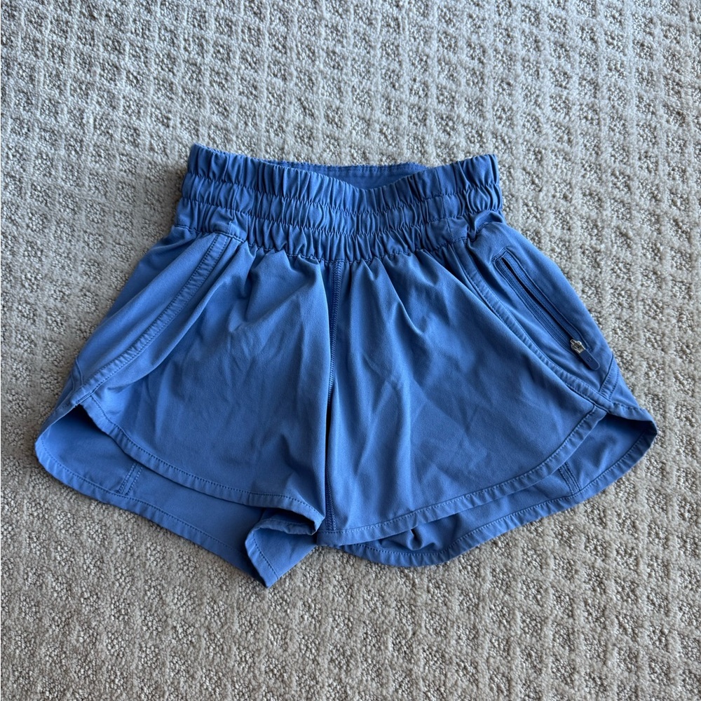 lululemon tracker shorts